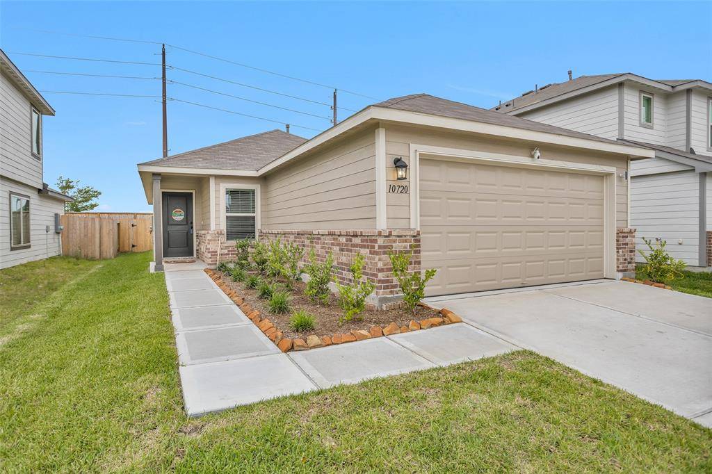 Houston, TX 77016,10720 Lavender Cotton LN