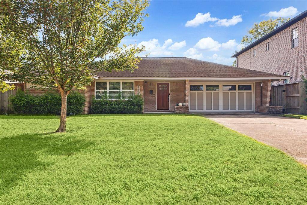 Houston, TX 77055,9617 Pine Lake DR