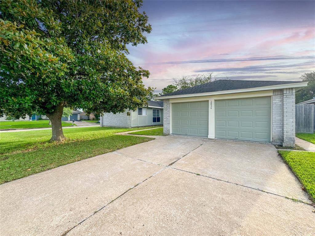 Webster, TX 77598,2834 Heritage Colony DR