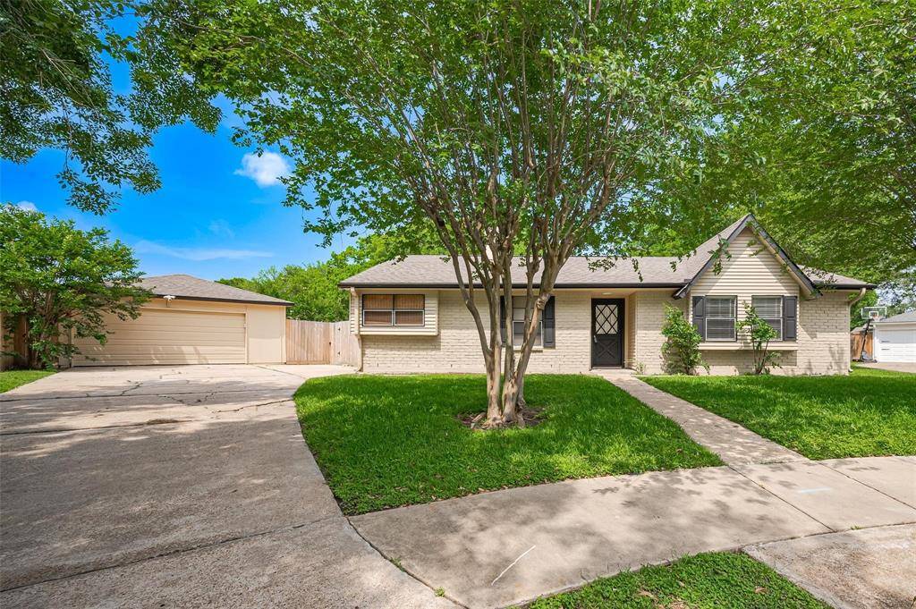 Sugar Land, TX 77498,13506 Sherwood ST
