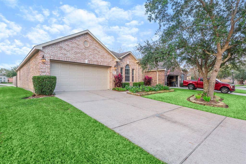 Pearland, TX 77581,1221 N Riviera CIR