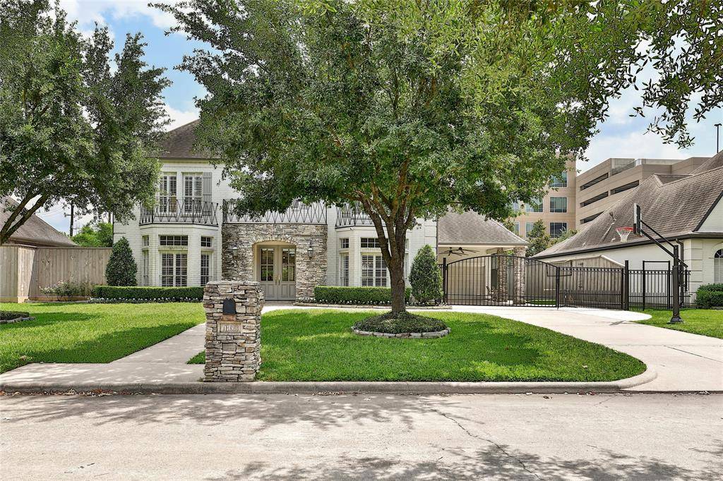 Spring Valley Village, TX 77055,3 Pecan Trail LN