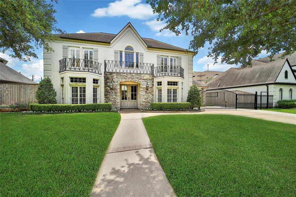 Spring Valley Village, TX 77055,3 Pecan Trail LN