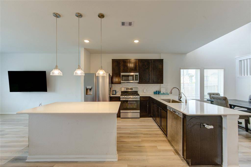 New Caney, TX 77357,20951 New Proper DR