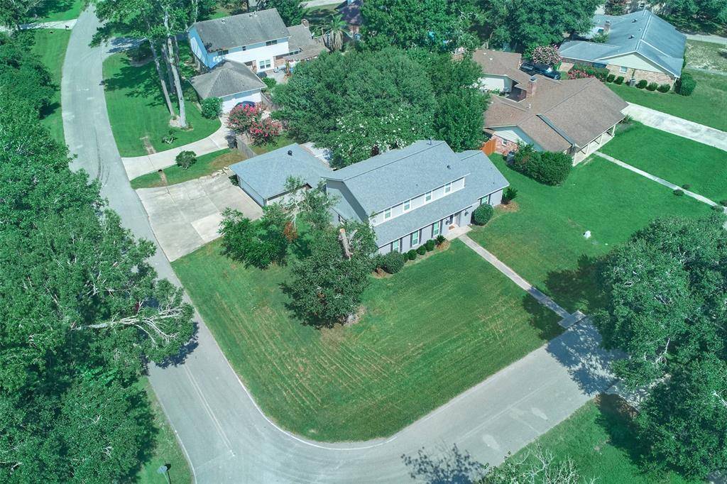 Conroe, TX 77302,725 River Plantation DR
