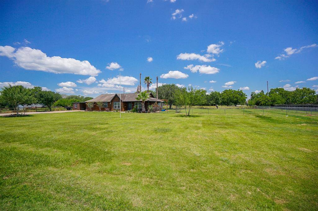 Simonton, TX 77485,36704 Broncho RD