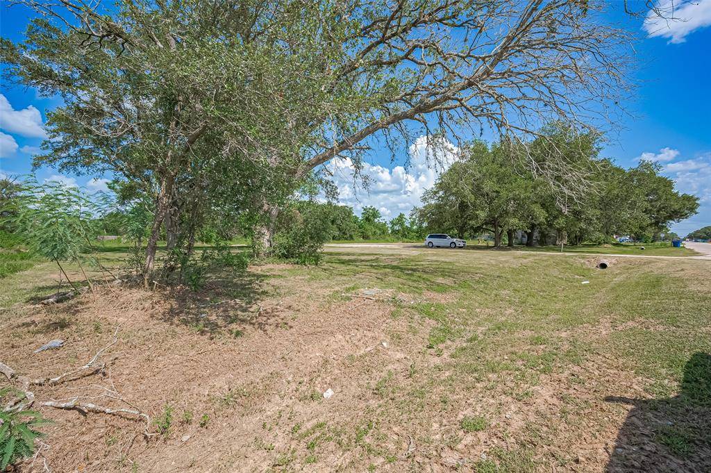 Hempstead, TX 77445,210 5th ST