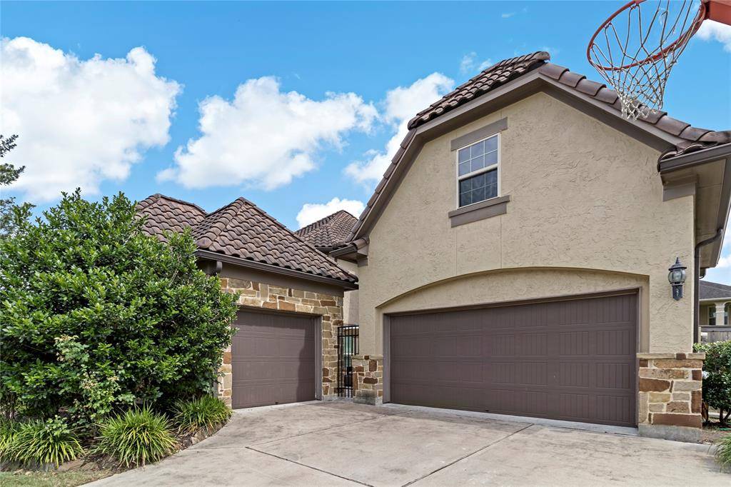 Sugar Land, TX 77479,6103 Alexander Falls LN