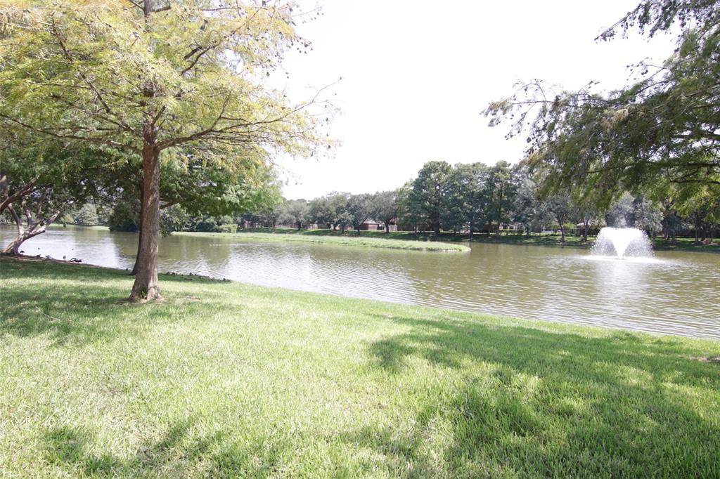 Sugar Land, TX 77478,3107 Waters View DR