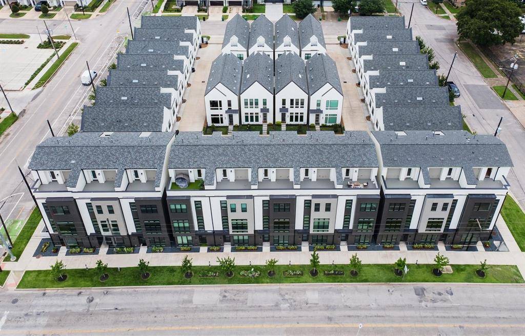 Houston, TX 77003,2121 Emancipation AVE