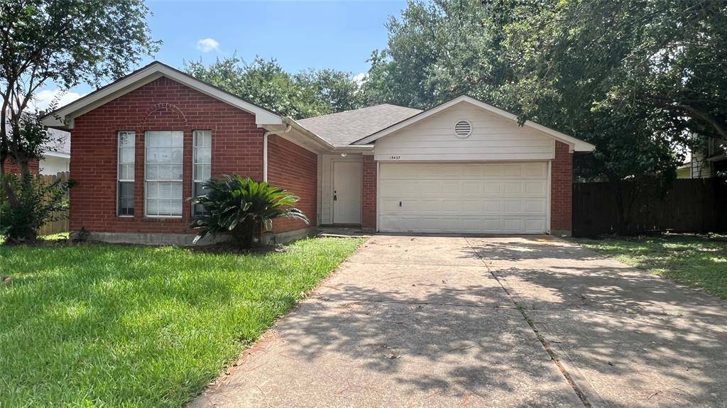 Houston, TX 77083,15407 Town Green DR