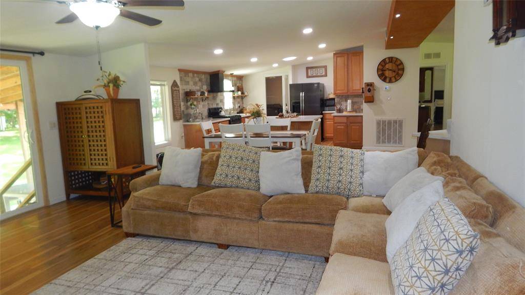 Liberty, TX 77575,142 County Road 1332