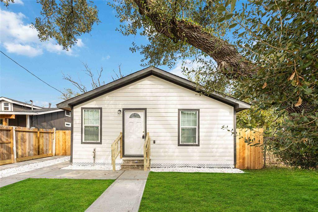 Houston, TX 77028,7921 Little ST