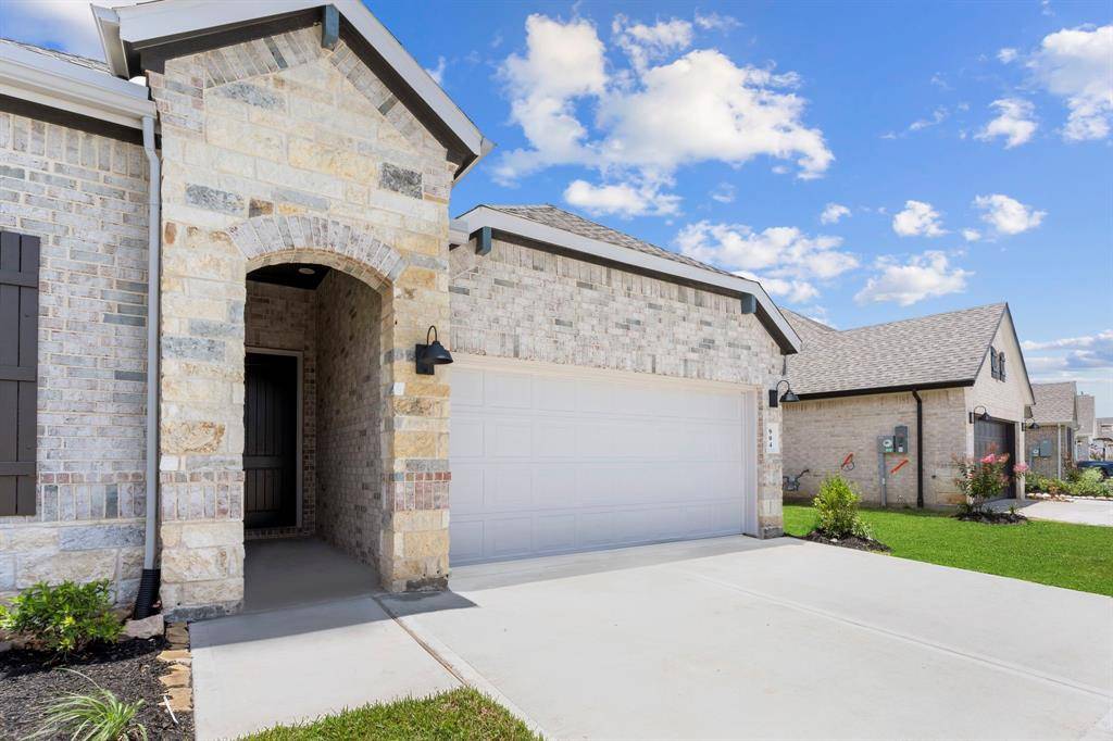 League City, TX 77573,904 Big Bend DR