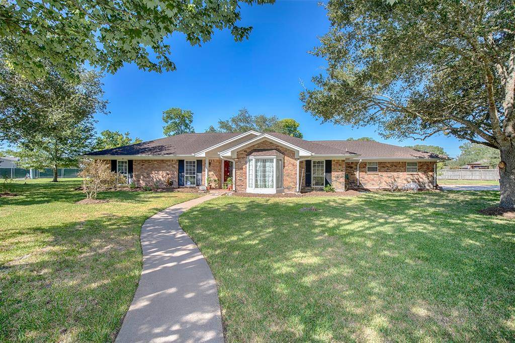 Alvin, TX 77511,1301 County Road 850b