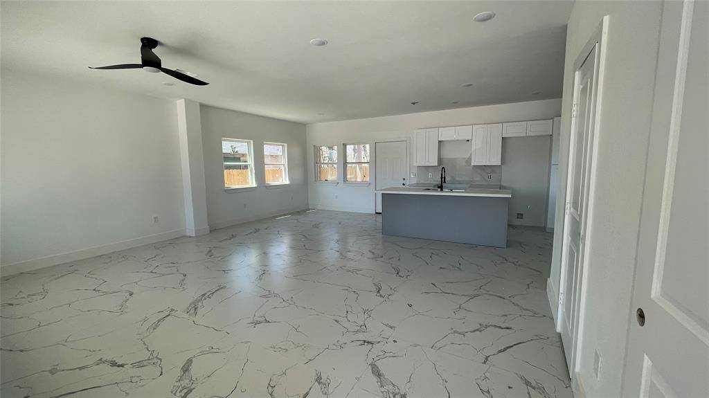Houston, TX 77028,7941 Attwater ST