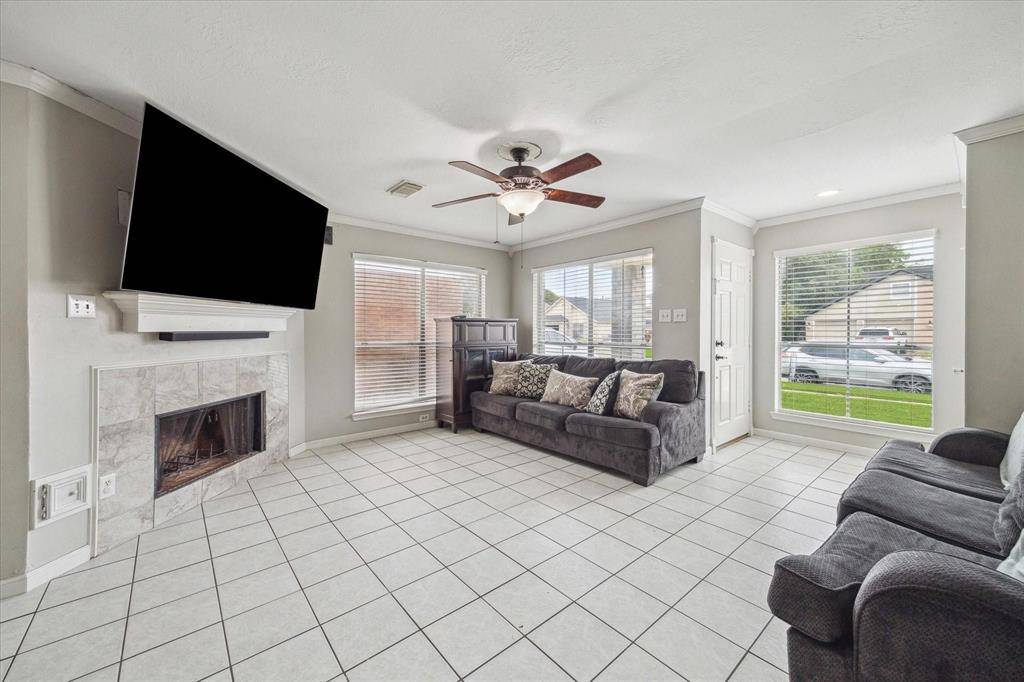 Houston, TX 77088,3658 Villa Glen DR