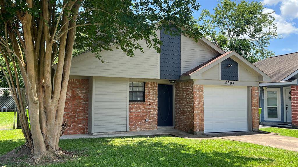 Rosenberg, TX 77471,4804 Greenwood DR