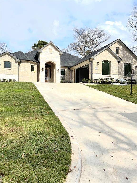 Montgomery, TX 77356,300 Camden Hills DR