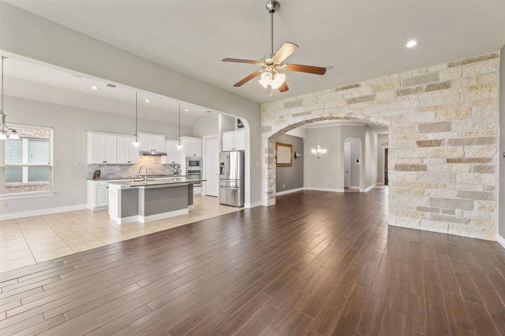 League City, TX 77573,320 Westwood DR