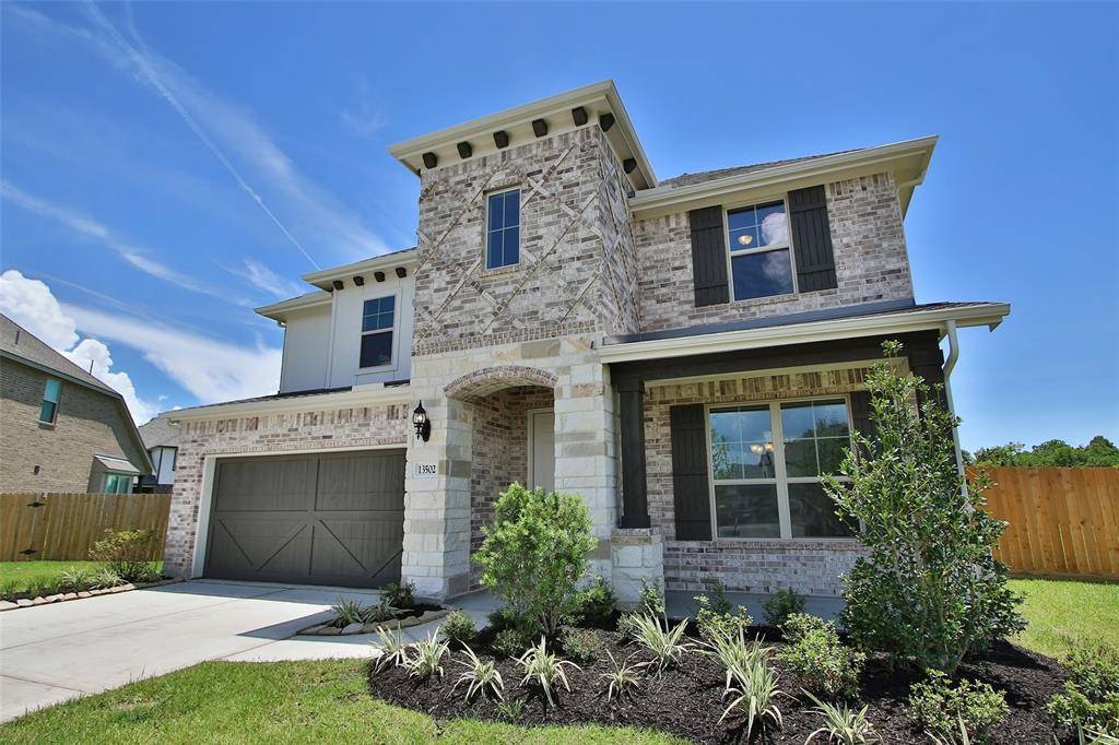 Mont Belvieu, TX 77535,13502 Red Bloom CIR