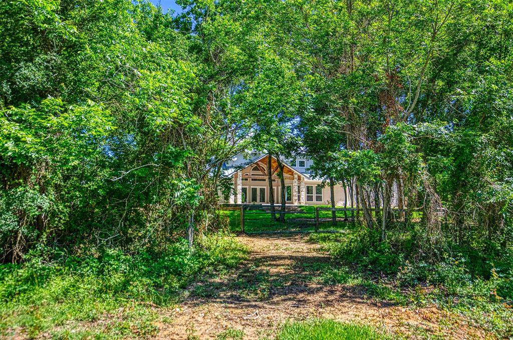 Brenham, TX 77833,3560 Wm B Travis LN