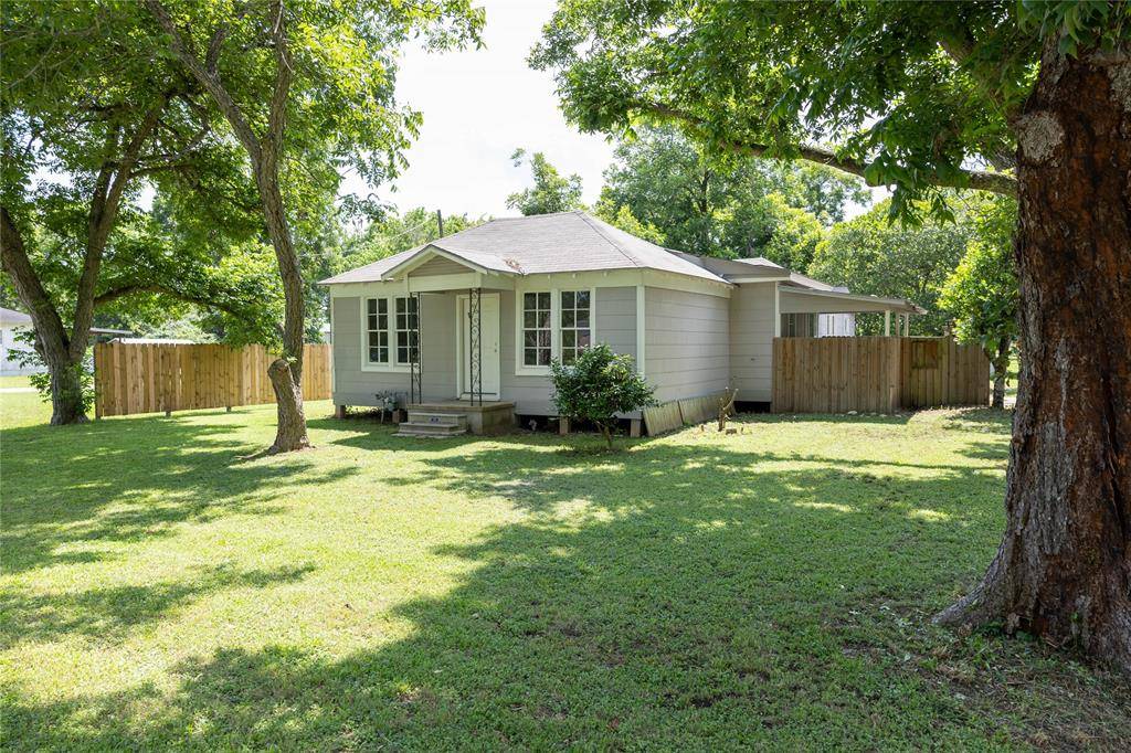 Columbus, TX 78934,1314 Rampart ST