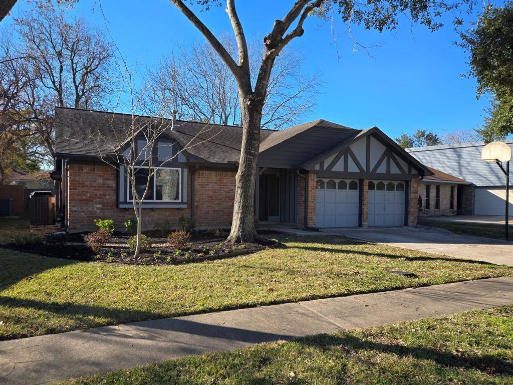 Sugar Land, TX 77498,1403 Hitherfield DR