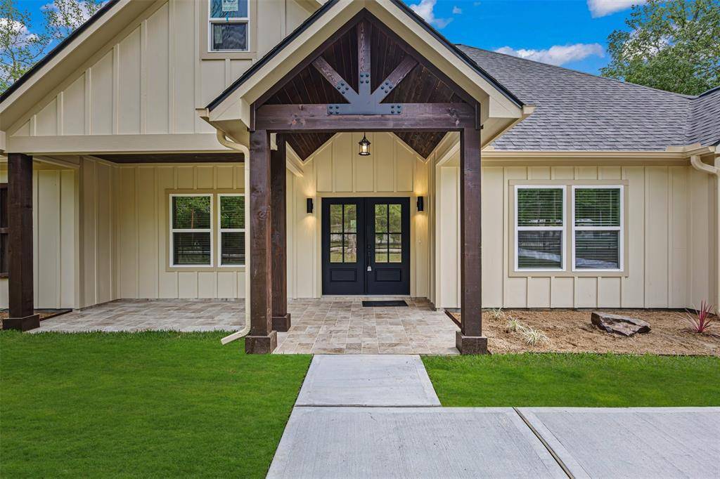 Dayton, TX 77535,692 County Road 6474