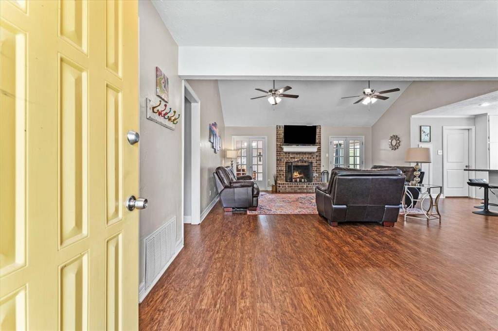 Huntsville, TX 77340,1441 Green Briar DR