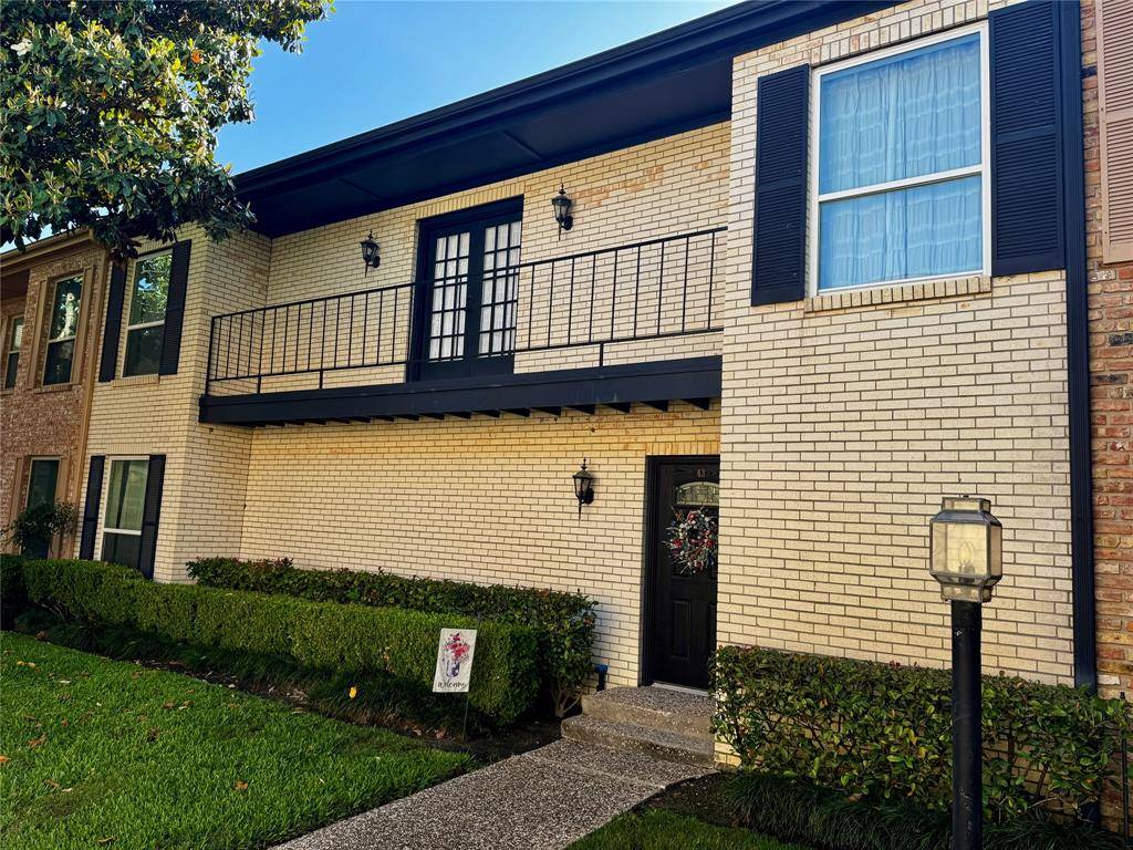 Houston, TX 77057,2323 Augusta DR #43