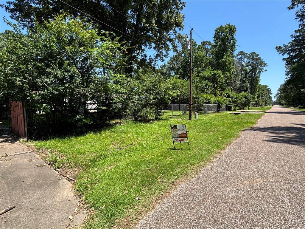 Onalaska, TX 77360,133 Cherokee LN