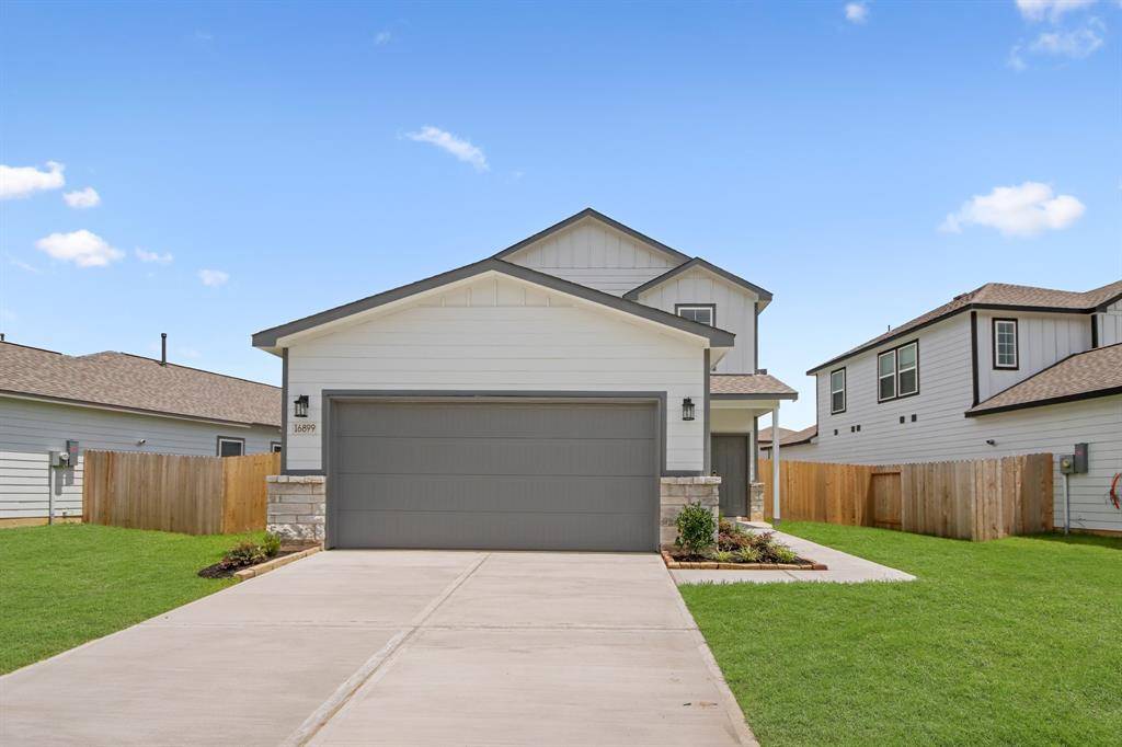 Conroe, TX 77302,16899 Needlepoint DR