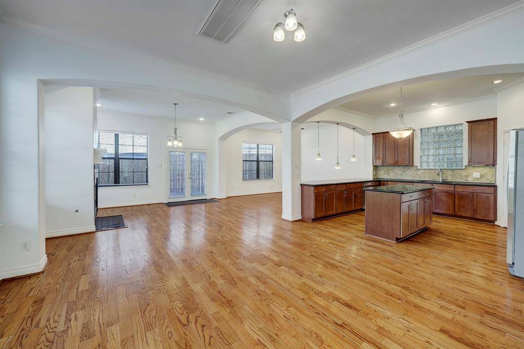 Houston, TX 77063,7539 Highmeadow