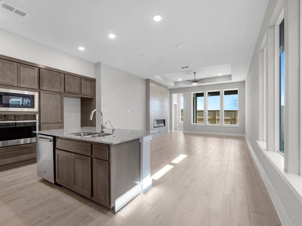 Richmond, TX 77406,10 Artisan LN