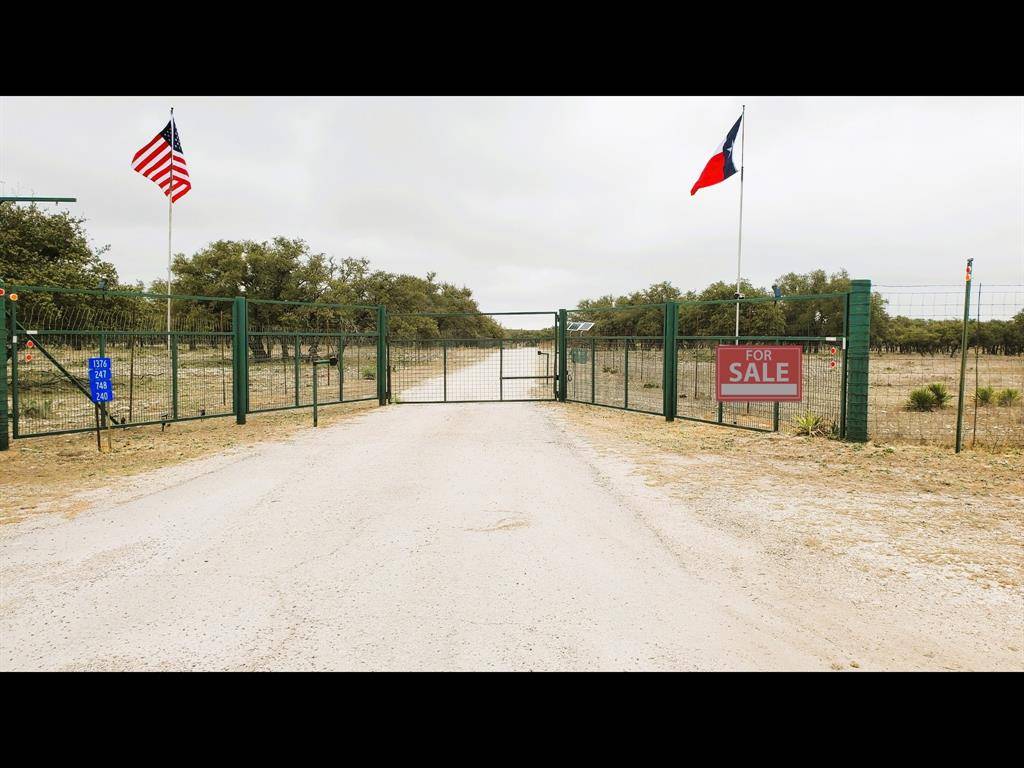 Harper, TX 78631,1103 Legacy Oaks DR