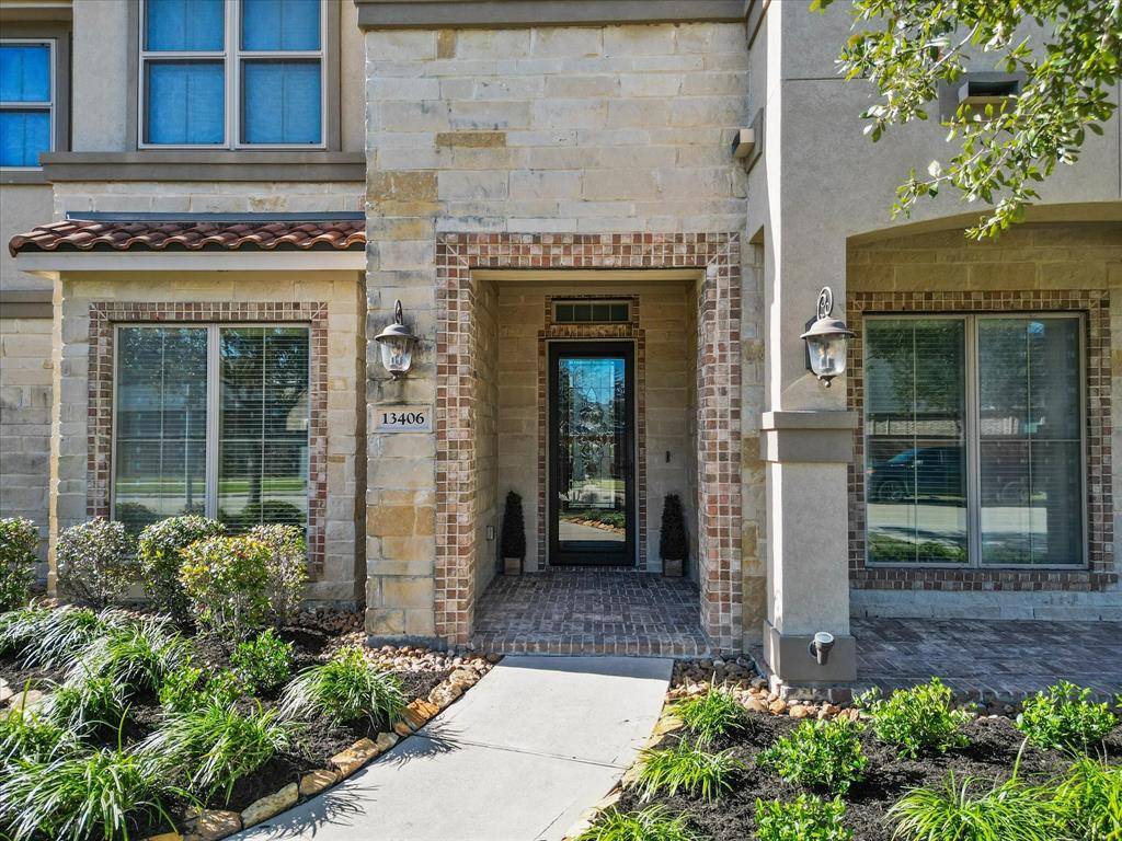 Houston, TX 77059,13406 Hays Highlands LN