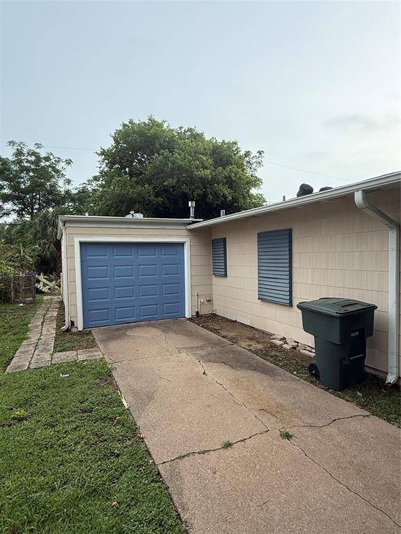 Galveston, TX 77550,124 Marlin AVE