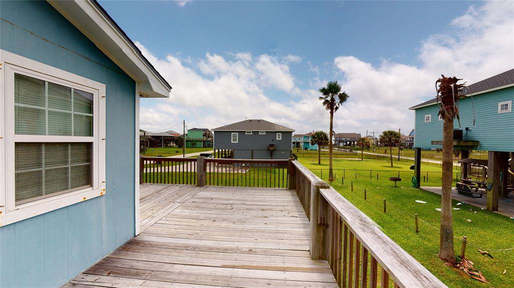 Crystal Beach, TX 77650,951 Clara