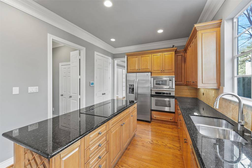 Houston, TX 77025,3238 N Pemberton Circle DR