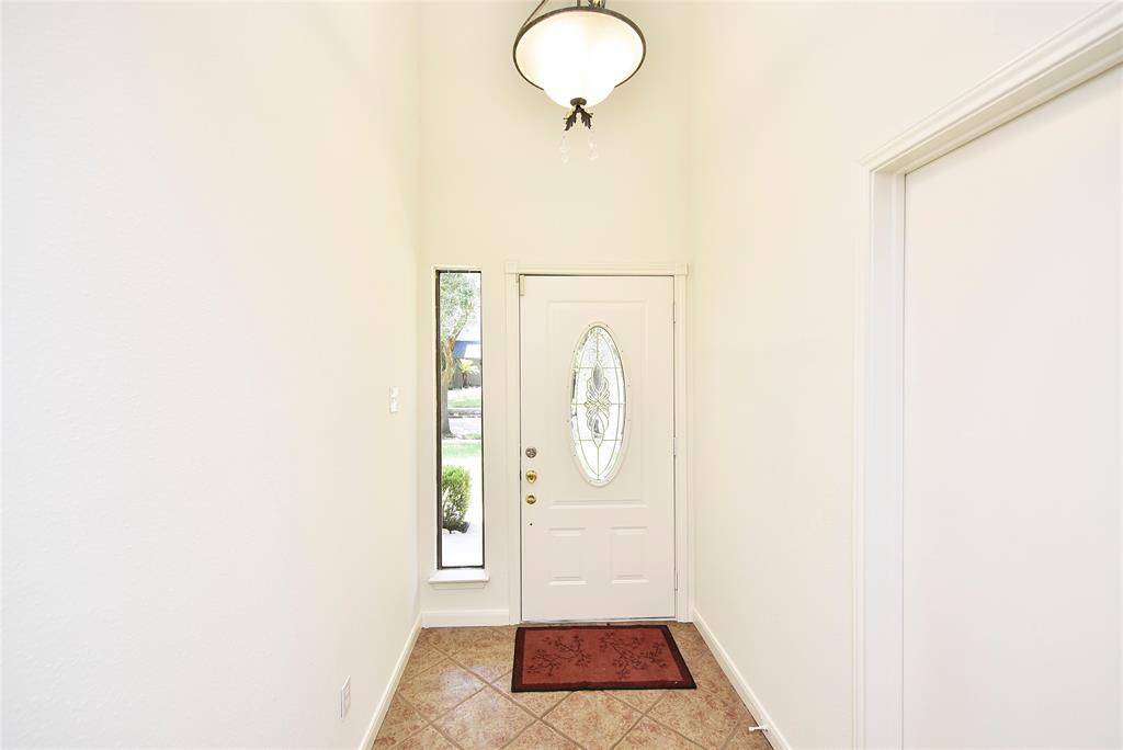 Sugar Land, TX 77479,2035 Shorewood LN