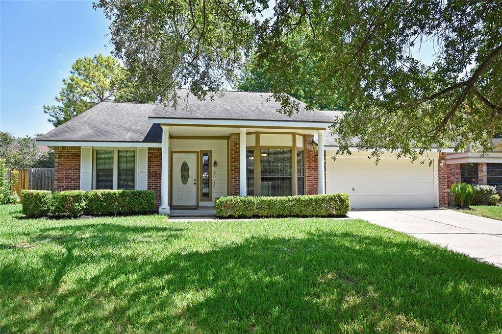 Sugar Land, TX 77479,2035 Shorewood LN
