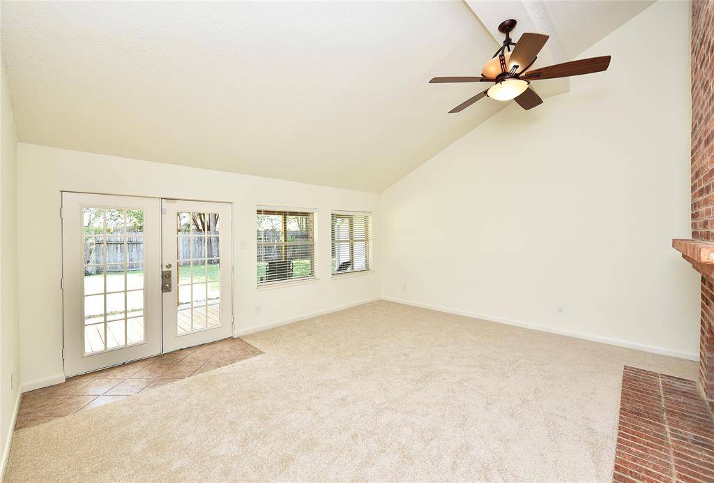 Sugar Land, TX 77479,2035 Shorewood LN