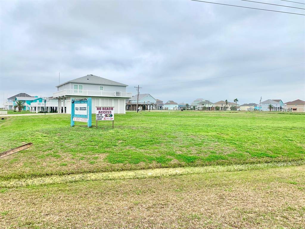 Crystal Beach, TX 77650,977 Sea Breeze