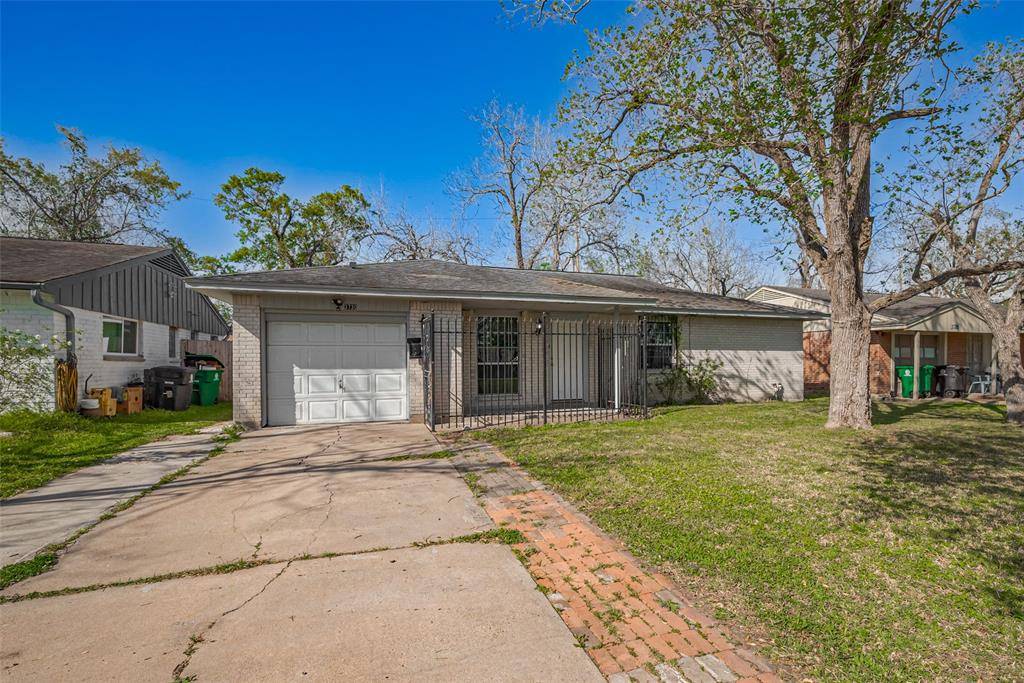 Houston, TX 77045,3730 Darlinghurst DR