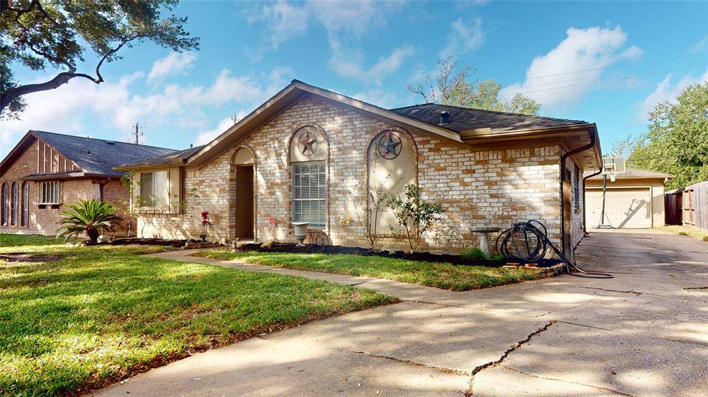 Sugar Land, TX 77498,1507 Alderbrook DR