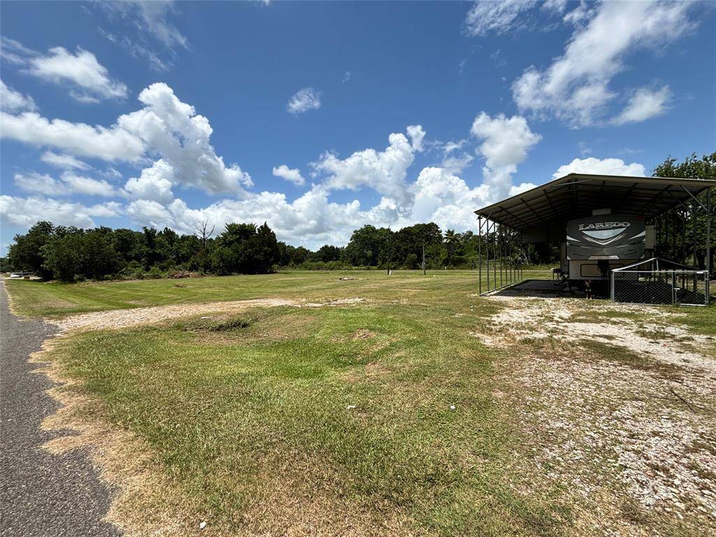 Anahuac, TX 77514,608 Neirbo ST