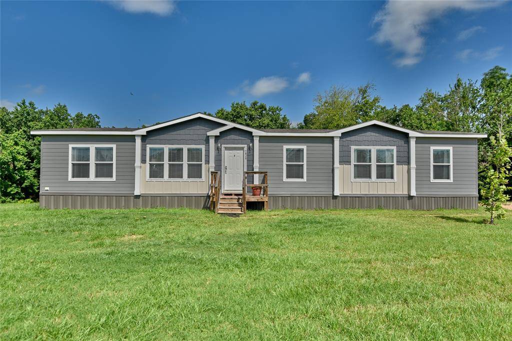 Weimar, TX 78962,1610 County Road 253