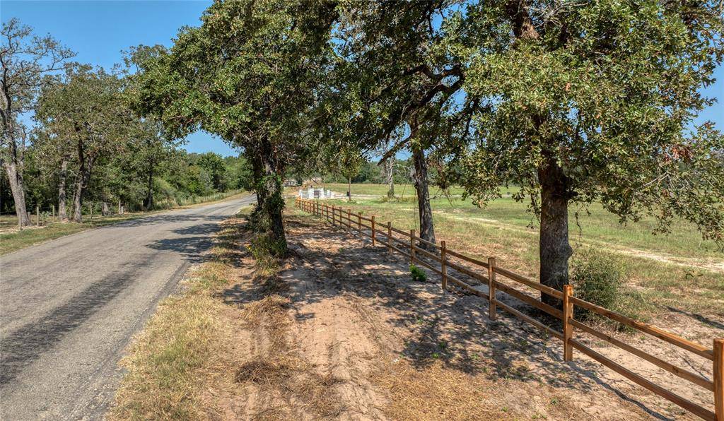 Bellville, TX 77418,296 Bellwood Lake Lane