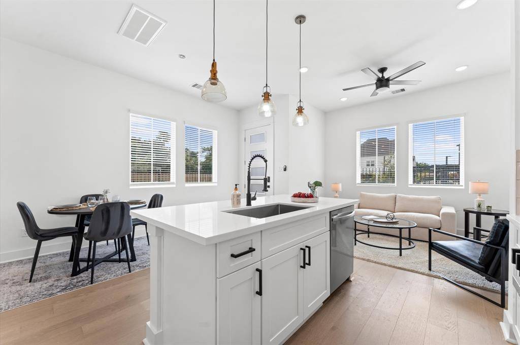Houston, TX 77055,2213 Springwood Vista LN
